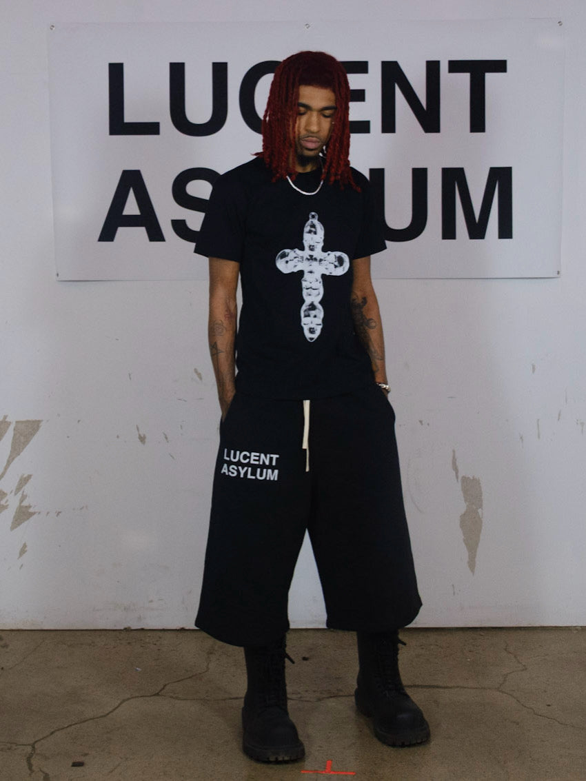 ASYLUM CROSS TEE